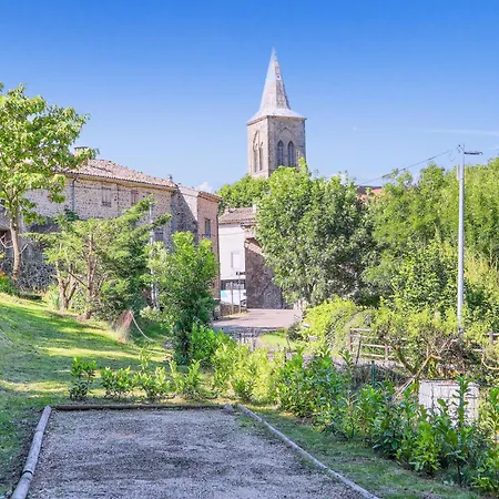 2 Bedroom Lovely In St,etienne De Boulogne Holiday home